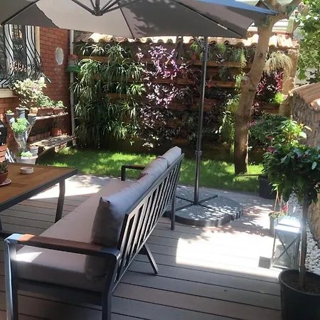 Villa Merkez Kaleici Muhtesem Size Oezel Bahceli Oezel