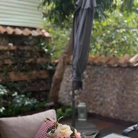 Merkez Kaleici Muhtesem Size Oezel Bahceli Oezel Βίλα